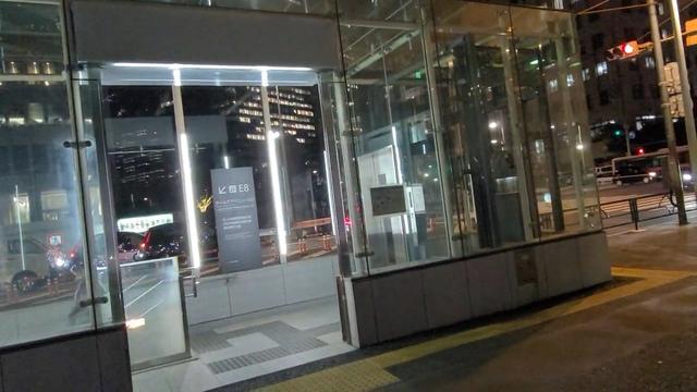 8番出口迷宫级新宿站